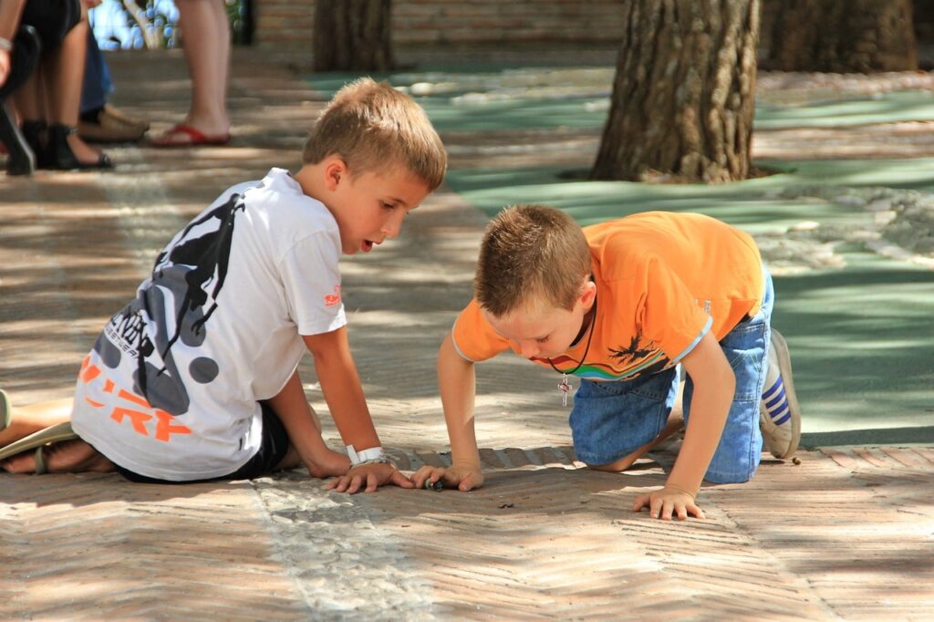 Spelende kinderen